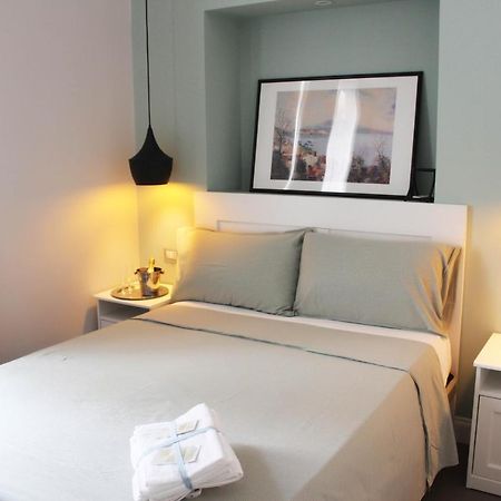 Bed and Breakfast Residenza La Scala à Naples Extérieur photo