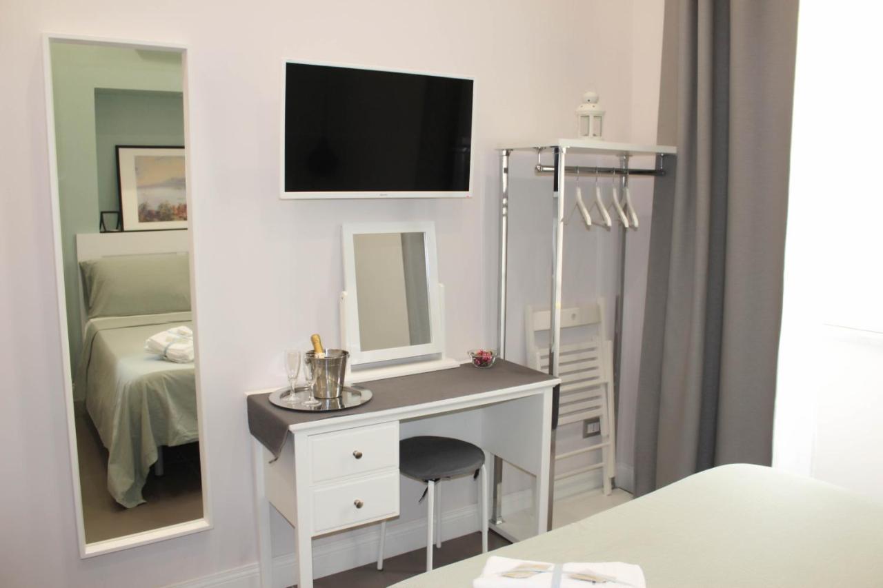 Bed and Breakfast Residenza La Scala à Naples Extérieur photo
