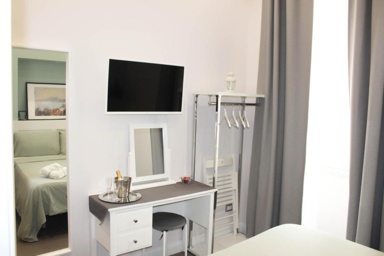 Bed and Breakfast Residenza La Scala à Naples Extérieur photo