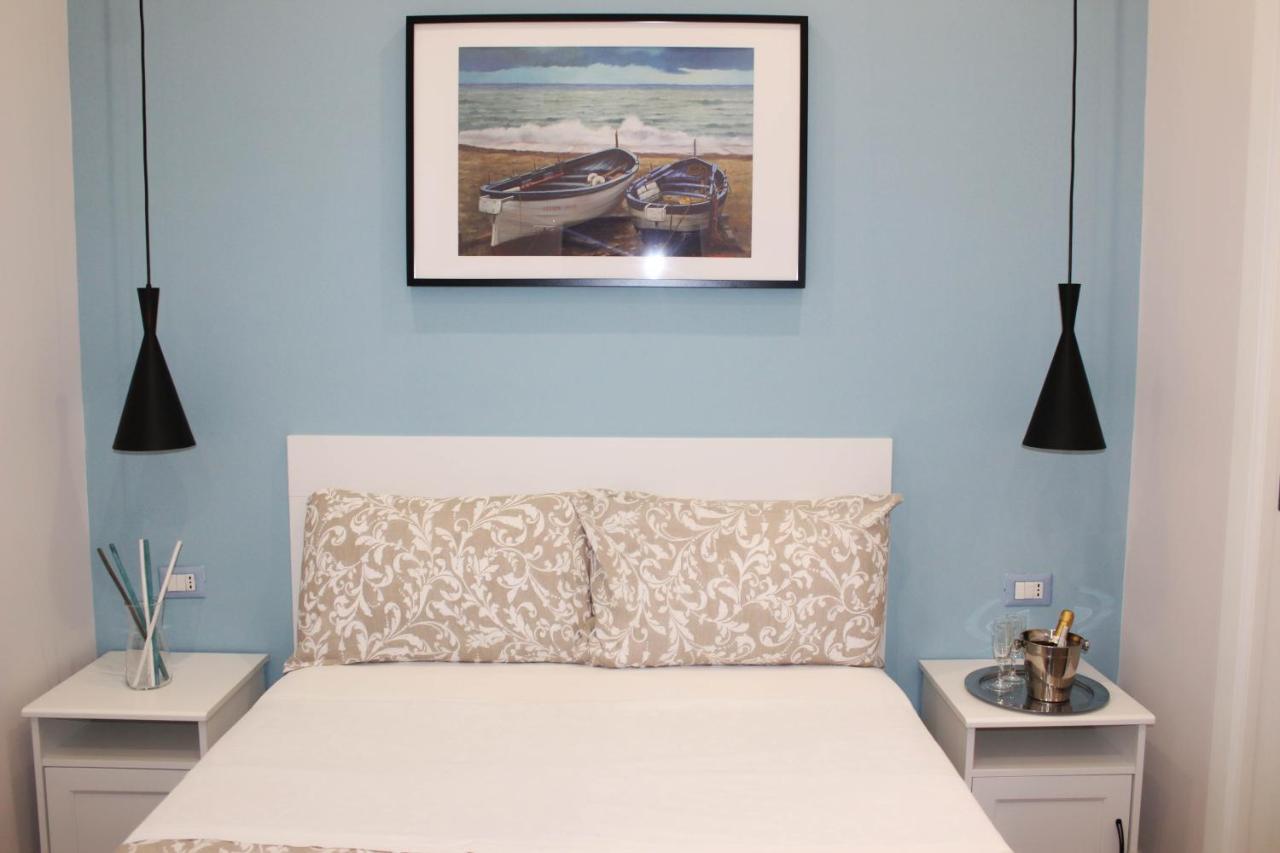Bed and Breakfast Residenza La Scala à Naples Extérieur photo
